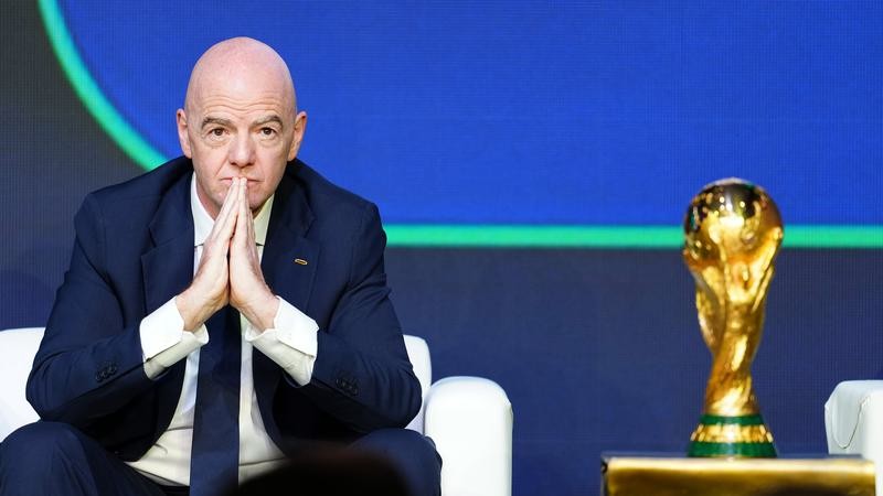 72名欧洲议员联名呼吁调查FIFA主席因凡蒂诺